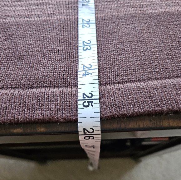 Autumn Leaf Knit &  Embroidered Cardigan - Picture 10 of 12